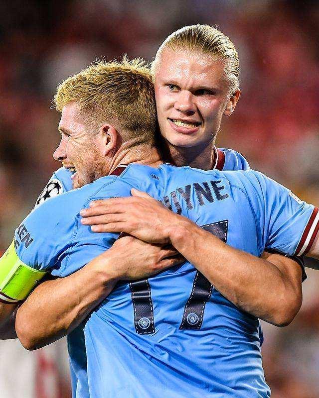 罗马诺：梅努可能在1月离开曼联，那不勒斯对租借他很感兴趣（罗马诺：梅努或在冬窗离开曼联，那不勒斯有意租借）