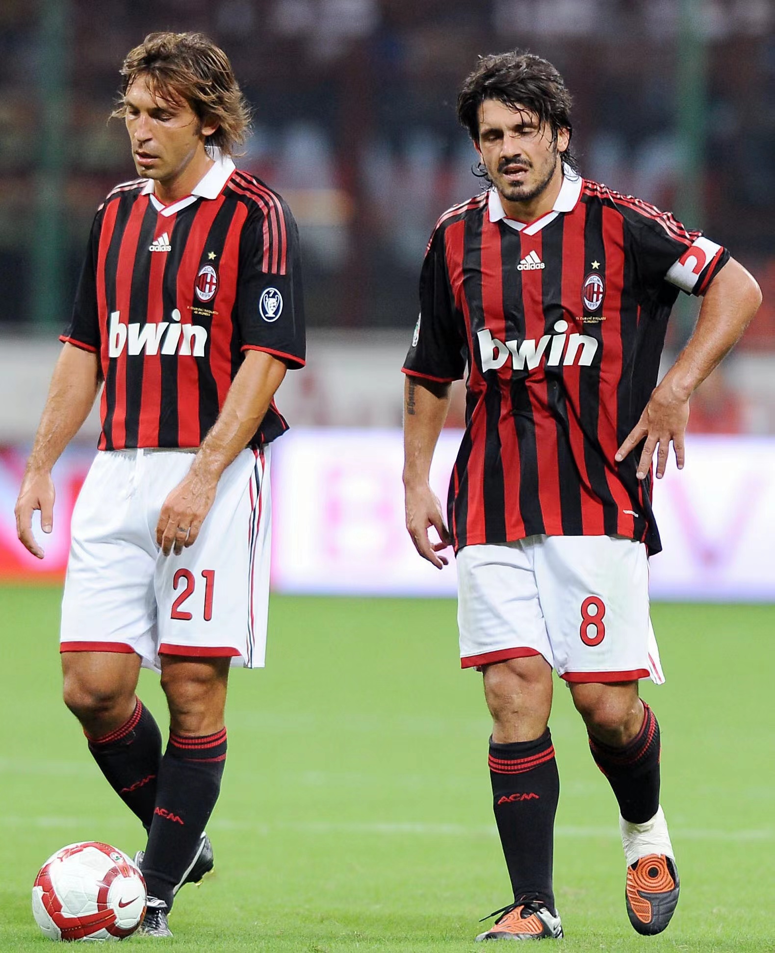 中甲战报：丹克莱尔1射1传，石家庄功夫2-2战平大连鲲城（中甲战报：丹克莱尔传射建功，石家庄功夫2-2与大连鲲城言和）