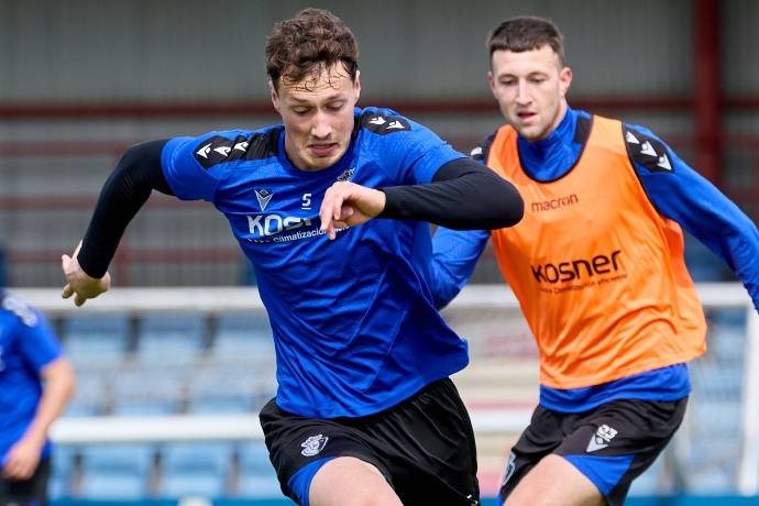 NBA：独行侠击败骑士 东契奇全场数据爆炸（NBA：独行侠力克骑士 东契奇数据炸裂）