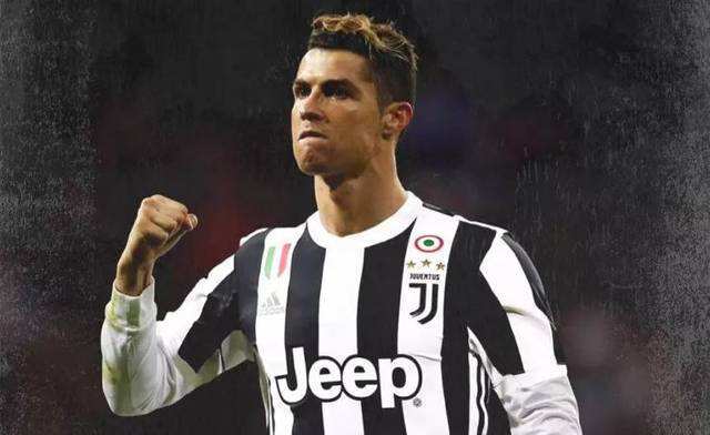 TA：曼城明夏可能签右后卫和右边锋，他们仍在关注利夫拉门托（TA称曼城明夏或引进右后卫与右边锋，仍关注利夫拉门托）