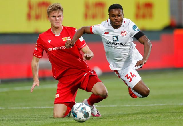 法甲半场：李刚仁破门，拉莫斯失良机，巴黎1-0勒阿弗尔（半场战报：李刚仁破门，拉莫斯错失良机，巴黎暂1-0领先勒阿弗尔）