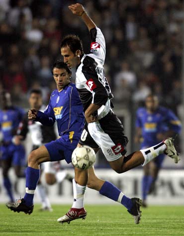 托蒂称赞穆里尼奥：绝对的顶级教练No.1，他为罗马带来冠军（托蒂盛赞穆里尼奥：教练界No.1，已为罗马带来冠军）