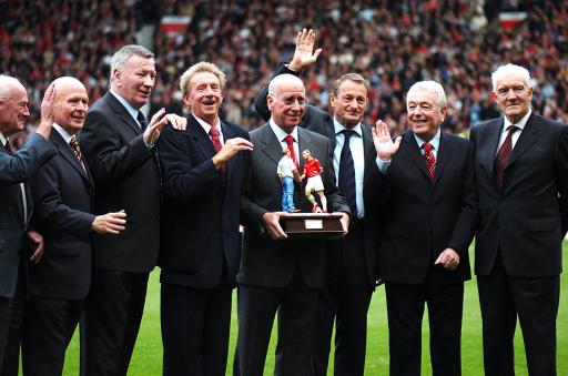 半场战报：申花2-0津门虎，阿苏埃破门，吴曦点射（上半场：申花2-0领先津门虎，阿苏埃破门，吴曦点球建功）