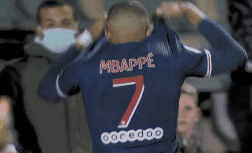 罗马诺：尤文、巴萨等俱乐部在关注伯恩茅斯后卫塞内西（罗马诺：尤文、巴萨等豪门有意伯恩茅斯后卫塞内西）