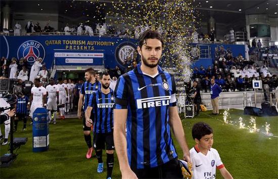 卡佩罗：阿莱格里让一支散乱的米兰具备争冠实力，但还少中锋（卡佩罗：阿莱格里将散乱的米兰重塑为争冠之师，但仍缺中锋）