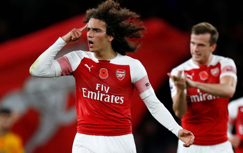 世体：梅西亲签的新秀球星卡被拍卖行估值35000欧元（世体：拍卖行给梅西亲笔签名新秀卡估价3.5万欧元）