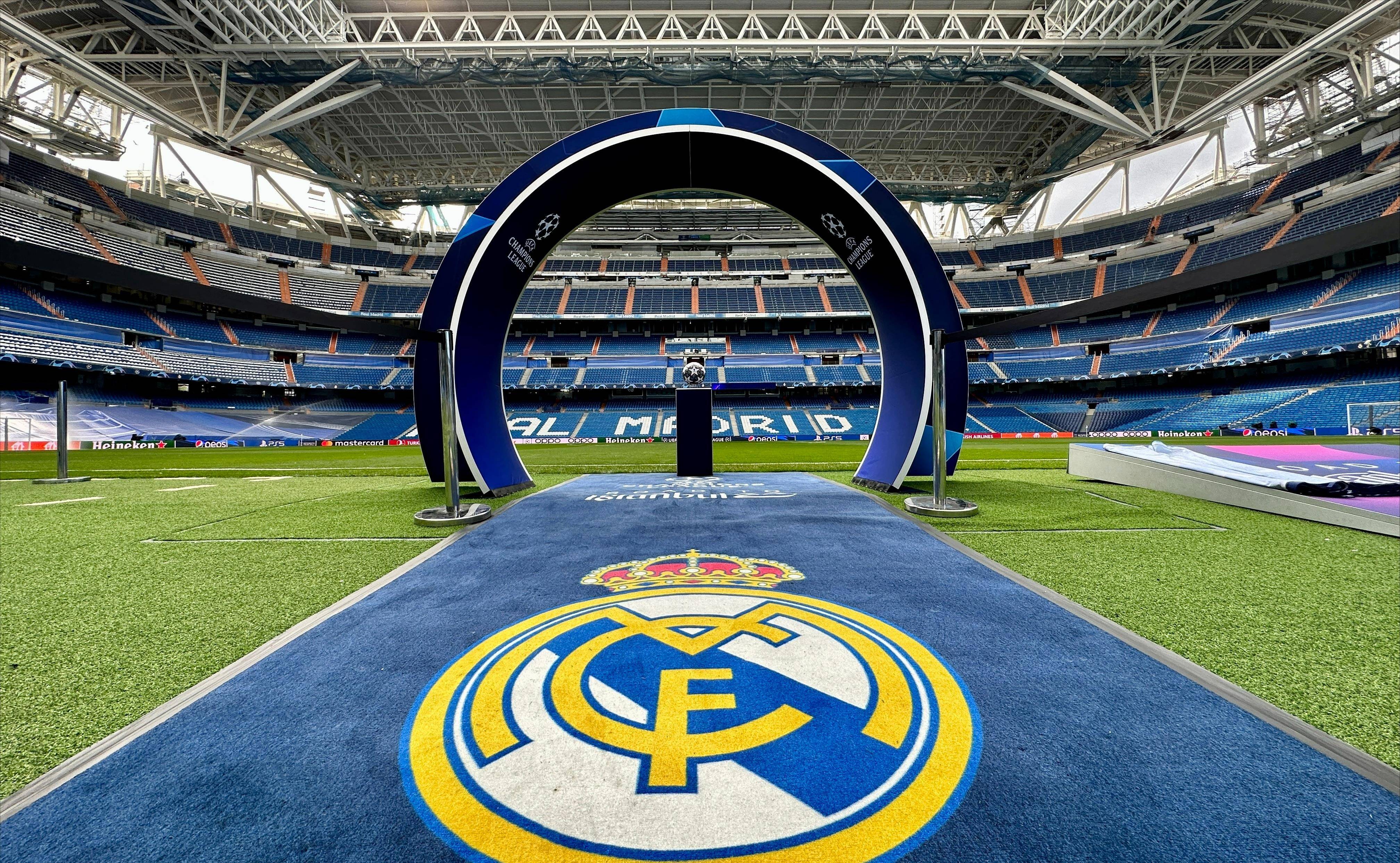 楚阿梅尼：我更喜欢踢6号位；阿隆索经常就后腰位置指导我（楚阿梅尼：我偏爱踢6号位，阿隆索常就后腰角色指点我）