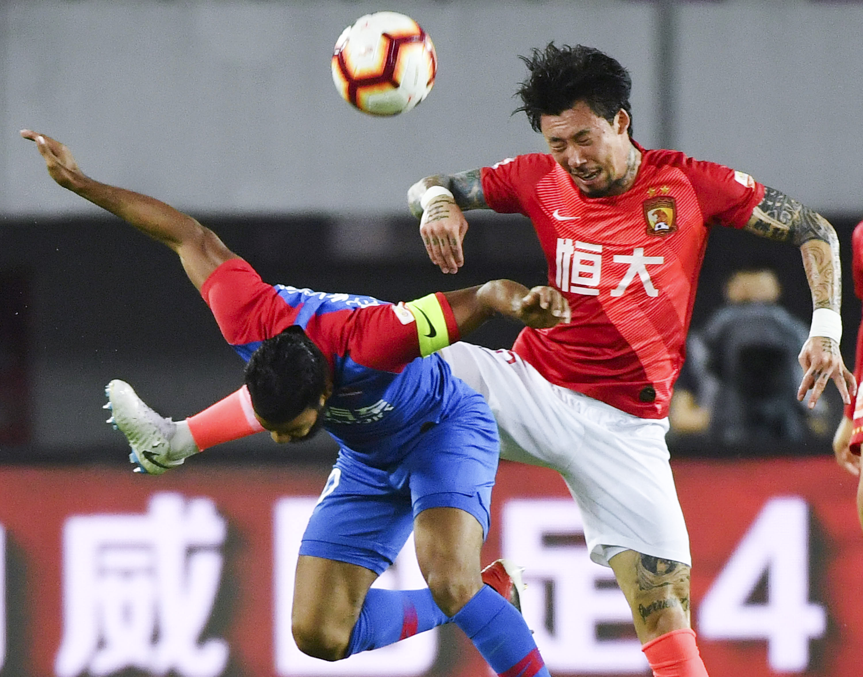 马特乌斯：诺伊尔明年不会退役，他会是拜仁26／27赛季的一门（马特乌斯：诺伊尔明年不退役，26／27赛季仍将是拜仁主力门将）