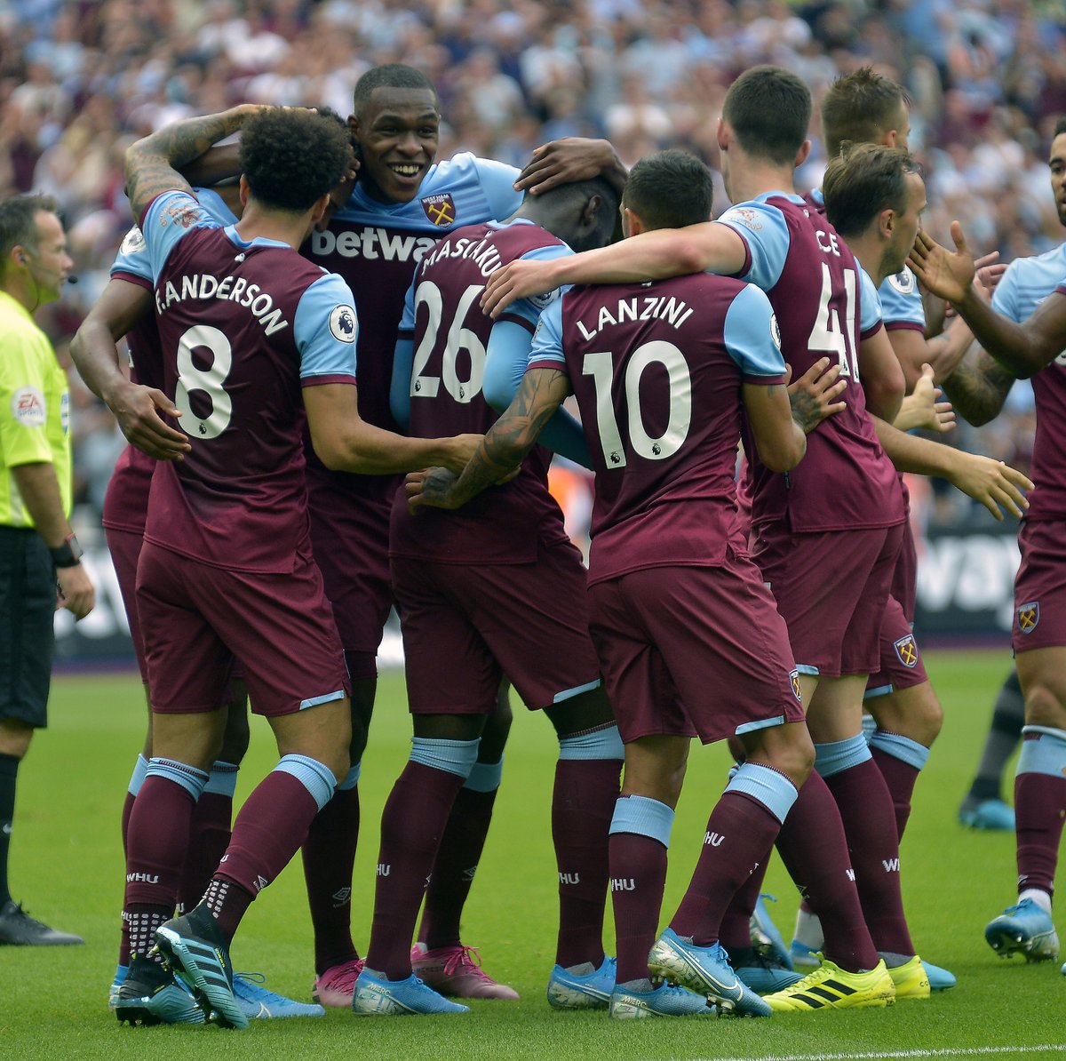 官方：小安切洛蒂不再担任博塔弗戈主帅，新帅人选即将公布（官宣：小安切洛蒂卸任博塔弗戈主帅，继任者即将揭晓）